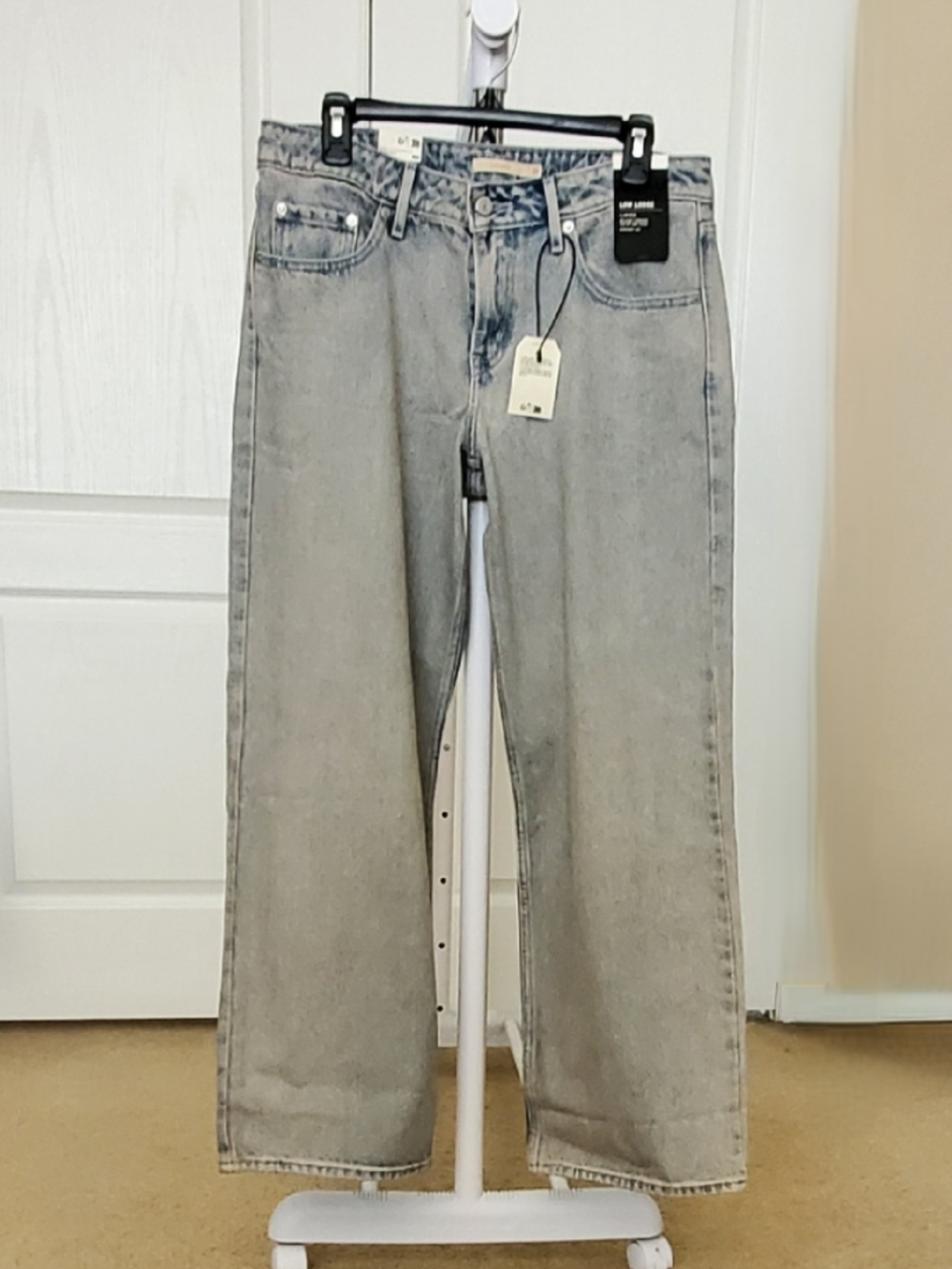 Levi's Light Grey Low Loose Straight Jeans